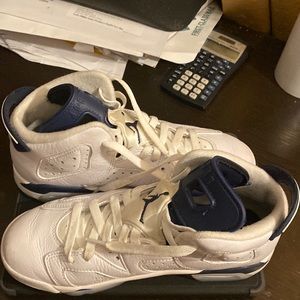 MIDNIGHT NAVY RETRO JORDAN 6S GC